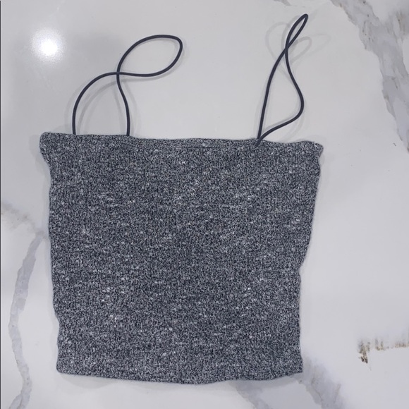Tops - 💞Grey Crop💞